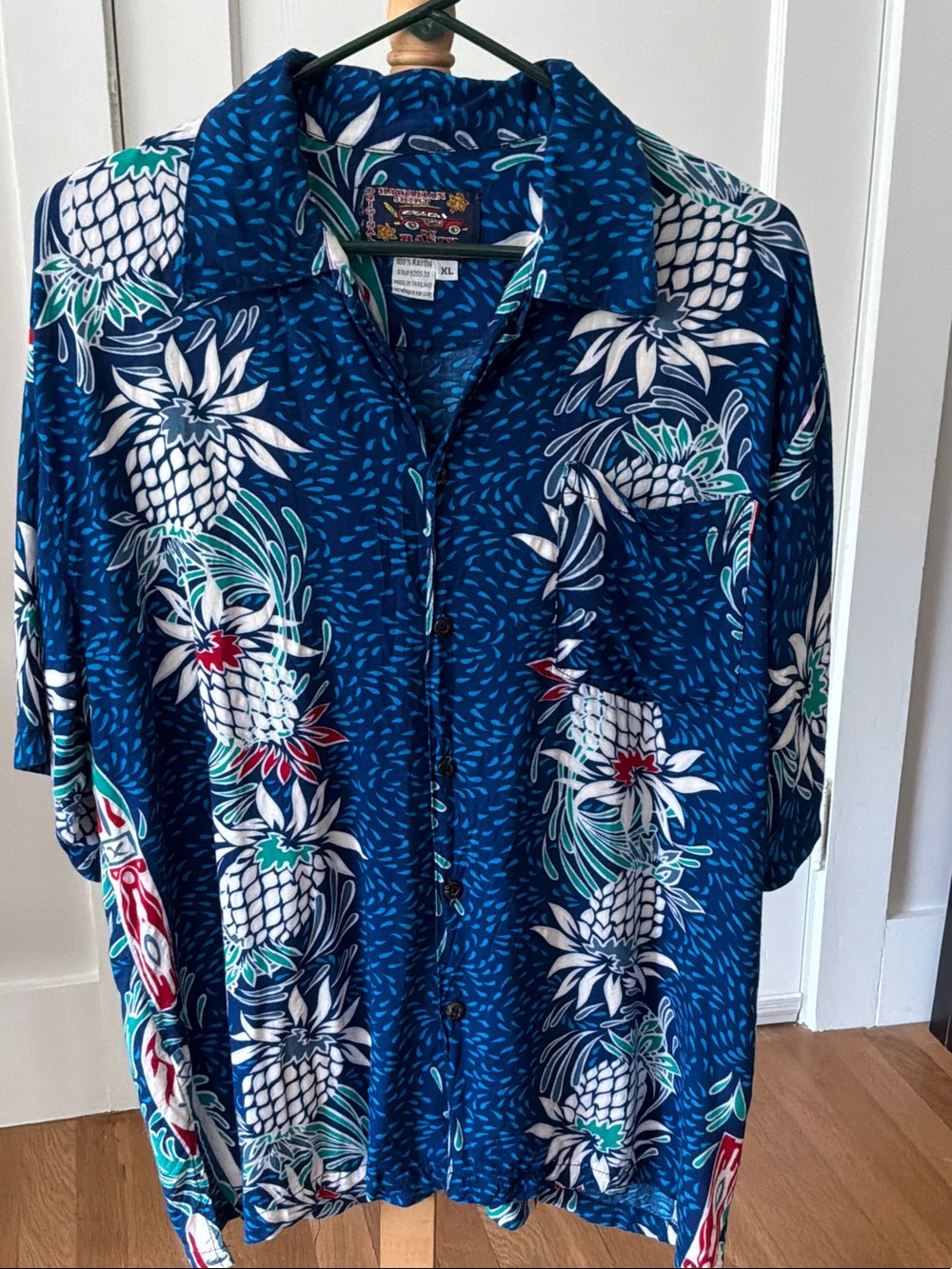 Men's Navy Pineapple Print Short-Sleeve Button-Down Shirt